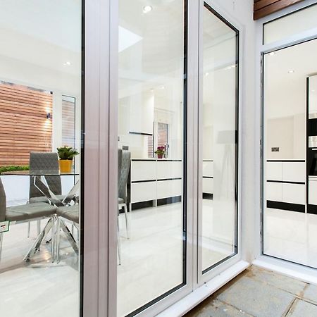 Appartamento Luxury Escapes @ London Victoria Esterno foto